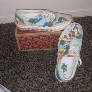 Vans World Map Tennis Shoes